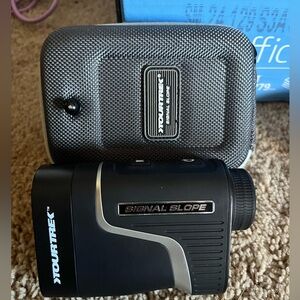 TourTrek Single Slope Rangefinder. With carrying case. Color black and silver